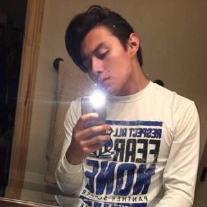 Meet your Posher, Alex